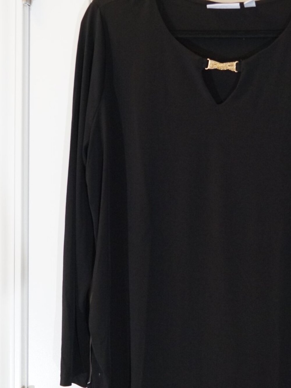 Susan Graver Liquid Knit Tunic with Keyhole Trim Size XL Pre-owned